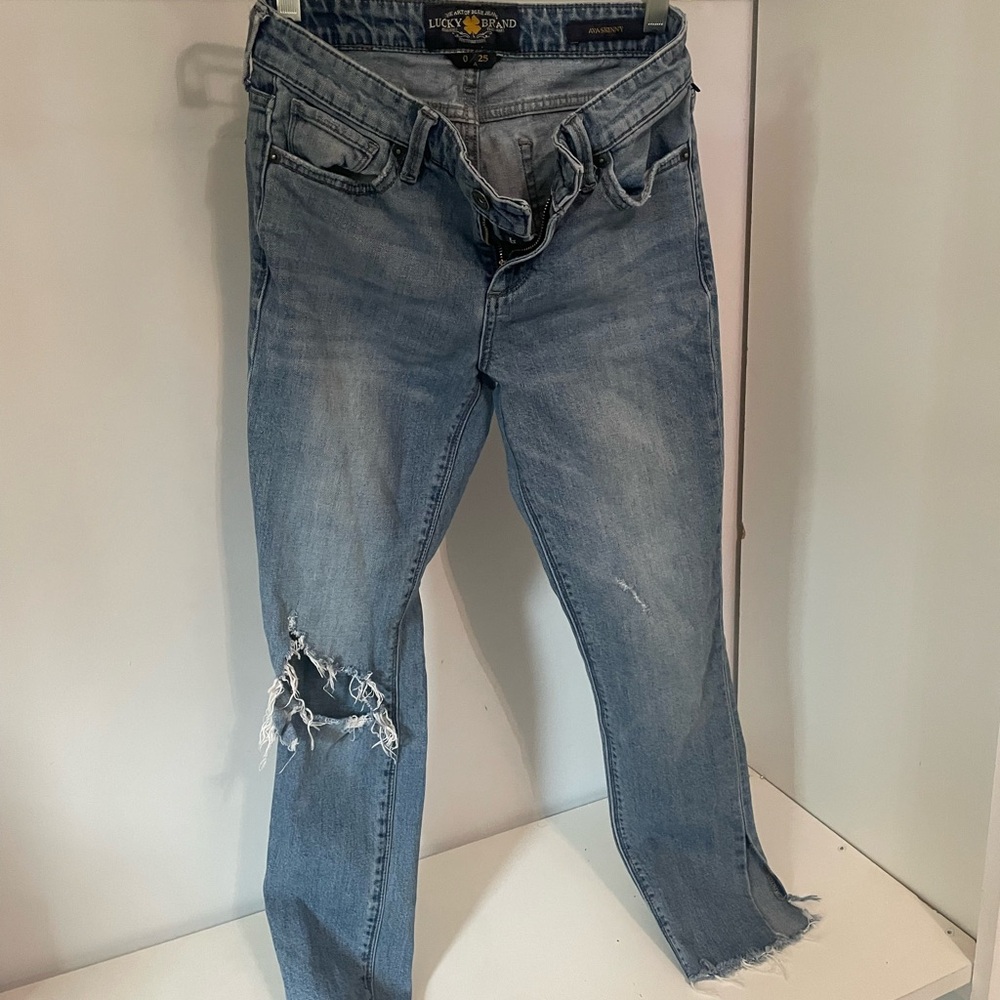 Lucky Brand Women's Light Blue Distressed Jeans size 25